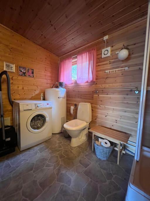 Cozy And Spacious Cabin Svensby Екстериор снимка