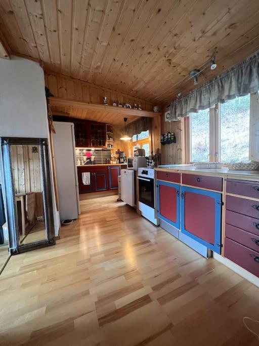 Cozy And Spacious Cabin Svensby Екстериор снимка